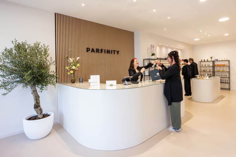Der Parfinity Store in Kiel - sicht auf den Tresen Der Parfinity Store in Kiel - sicht auf den Tresen